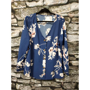 Navy Floral Blouse. Size XL. RS 24.